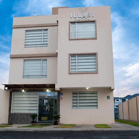 Illari Hotel Riobamba Extérieur photo