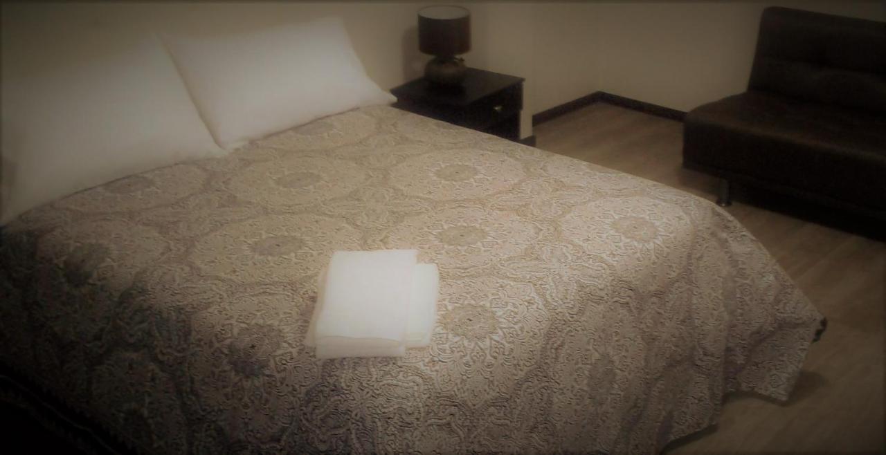 Illari Hotel Riobamba Extérieur photo