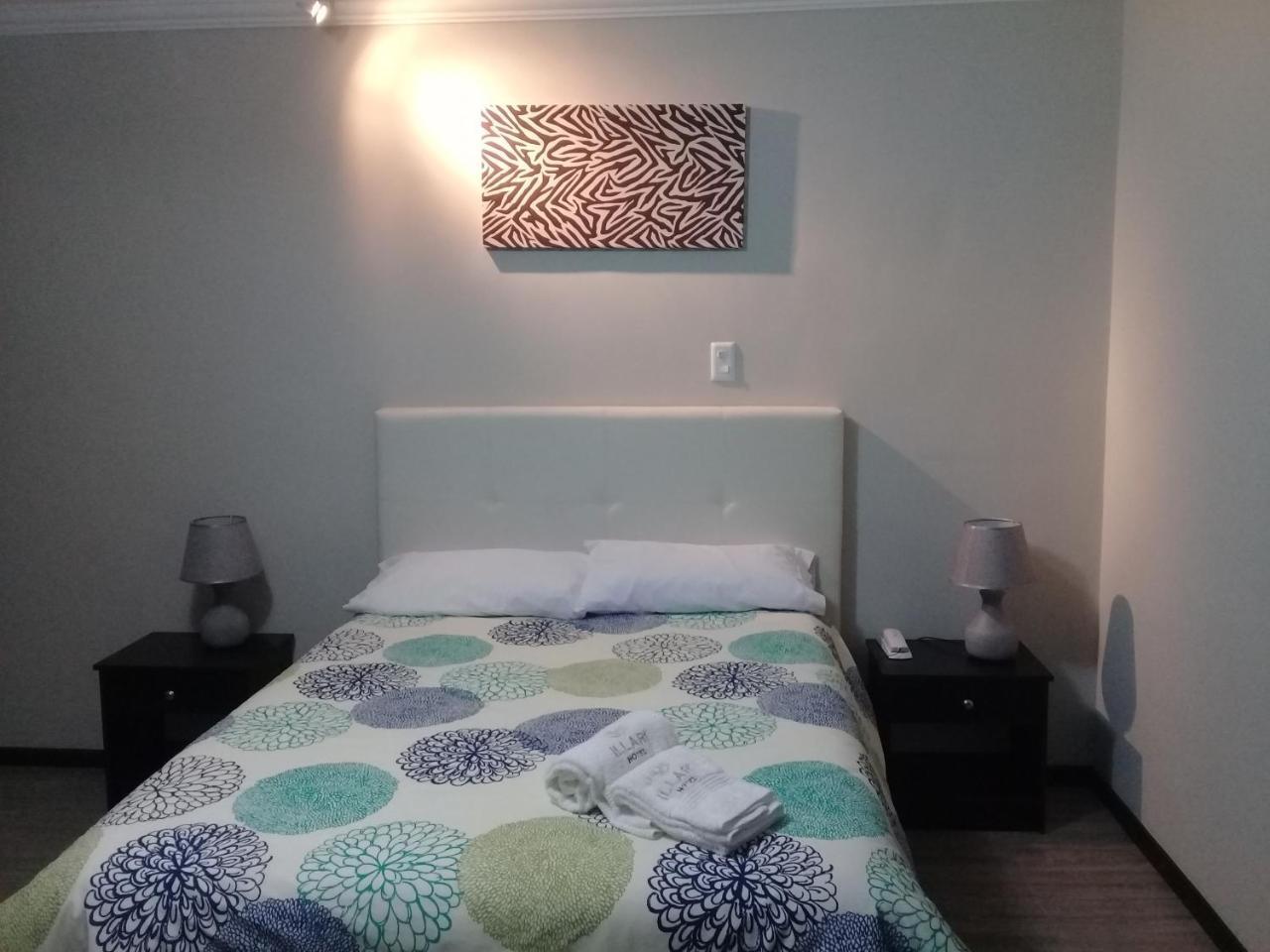 Illari Hotel Riobamba Extérieur photo
